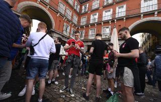 El turismo de borrachera y los pisos turísticos