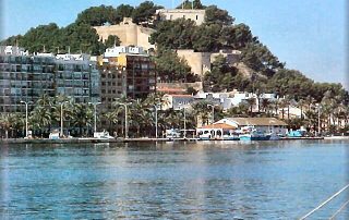Pisos y casas en venta en Denia
