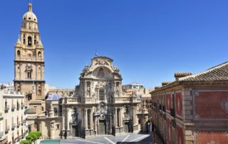 Inmobiliaria en zona centro de Murcia