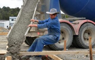 Desciende un 0.3% el consumo de cemento en enero