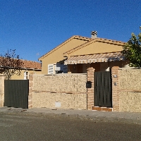 CHALET INDEPENDIENTE CON PISCINA