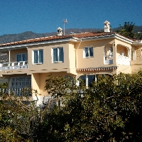 VILLA SEÑORIAL CON FINCA