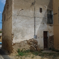 Casa con 2 terrenos edificables