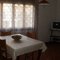 Casa i pis per reformar al centre de l'Estartit