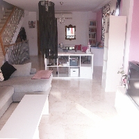 Adosado en el puerto