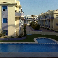 APARTAMENTO PARA 6 PERSONAS CON PISCINA Y GARAJE