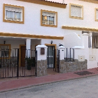 VENTA Y ALQUILER ADOSADO 