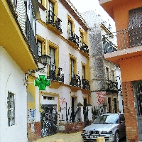 Magnifica casa en calle Leonor Dávalos
