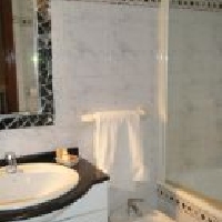 EZCARAY. Piso céntrico,3 habitaciones, gas.