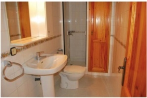 BAÑO 1