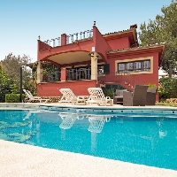 MARAVILLOSO UNIFAMILIAR JUNTO A LA TRAMUNTANA