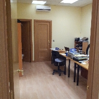 Nave industrial de 246m2 con 90 m2 de oficina