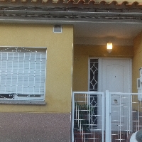 Vivienda unifamiliar de dos plantas y buhardilla