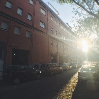 Dúplex junto al Cachorro de Triana