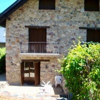 URGE VENDER! EXCLUSIVO APARTAMENTO PLANTA BAJA CON JARDIN PRIVADO