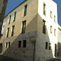 EDIFICIO EN VENTA CON SIETE APARTAMENTOS EN CASTELLO DE EMPURIAS.