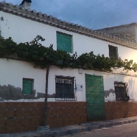 CASA EN MORA DE SANTA QUITERIA (TOBARRA)