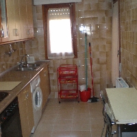 en soria se alquila una habitacion en piso compartido   para curso 17/18