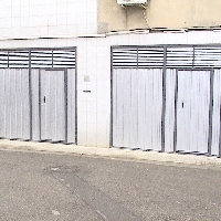 SE VENDE LOCALES O GARAJES