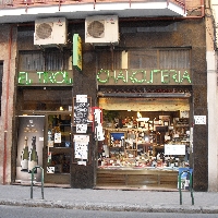 VENDO-ALQUILO LOCAL SEMIESQUINA A C/ CARTAGENA