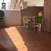 Piso/bajo junto a campo de golf el Toyo 