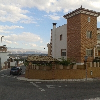 CASA-CHALET PELIGROS !OPORTUNIDAD!