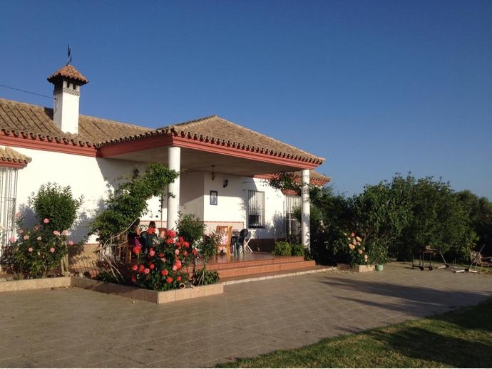 Chalet con terreno urbanizable en venta en Puerto Real