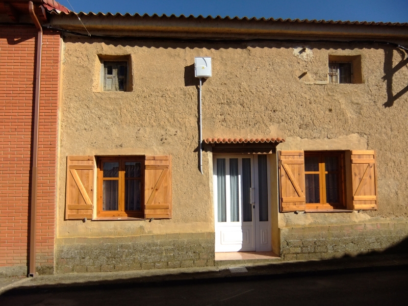 Foto de Frontón en Santa Cristina de Valmadrigal, León