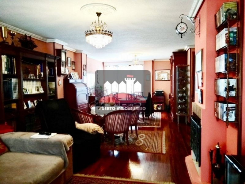 Chalet pareado con garaje en venta en Soto de la Marina