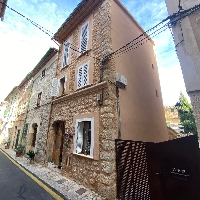 Casa de pueblo en piedra en el centro de Sóller