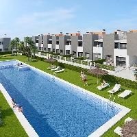 Apartamento de planta baja a la venta a poca distancia del mar en Torrevieja