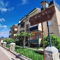 Piso en venta 3 dormitorios y garaje en Navaluenga