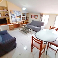 Ático en alquiler para estudiantes zona centro Cáceres Ático en alquiler para estudiantes zona centro Cáceres