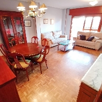 Piso grande en venta con garaje en centro de Cáceres