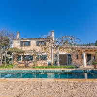 Casa en venta dos plantas con piscina en Sóller