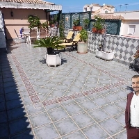 Ático en venta con garaje y piscina en Chipiona