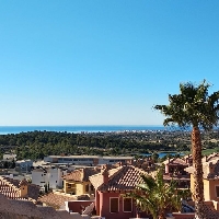 Chalet grande en venta con piscina Balcón de Finestrat