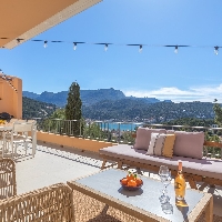 Piso en venta con terraza y vistas en Port de Sóller