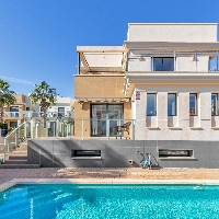 Villa en Orihuela Costa