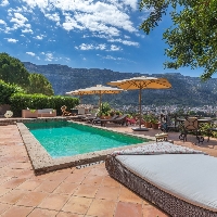 Casa mallorquina de piedra con piscina en Sóller