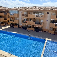 Apartamento de dos dormitorios en Los Alcázares, cerca del Centro Comercial Las Velas.