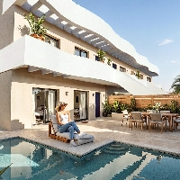 Bungalow de planta baja con 3 dormitorios y piscina privada a 2 km de la playa a la venta en Pilar de la Horadada