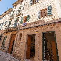 Casa de pueblo en venta con terraza en Sóller Casa de pueblo en venta con terraza en Sóller