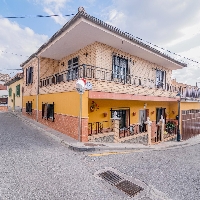 Casa con posibilidades en Alfacar
