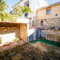 Casa grande en venta con patio en Cabretón La Rioja