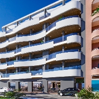 Apartamento de 3 dormitorios a 100m de la playa a la venta en Torrevieja