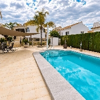 Villa independiente de 4 dormitorios en El Oasis, San Fulgencio Villa independiente de 4 dormitorios en El Oasis, San Fulgencio