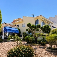 Villa independiente con 4 dormitorios en el Campo de Golf a la venta en La Marquesa, Rojales Villa independiente con 4 dormitorios en el Campo de Golf a la venta en La Marquesa, Rojales