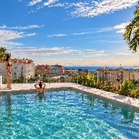 Apartamento de 2 dormitorios cerca de la playa a la venta en Santa Pola.