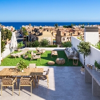 Ático de 2 dormitorios con licencia turística a 300m de la playa en Torrevieja
